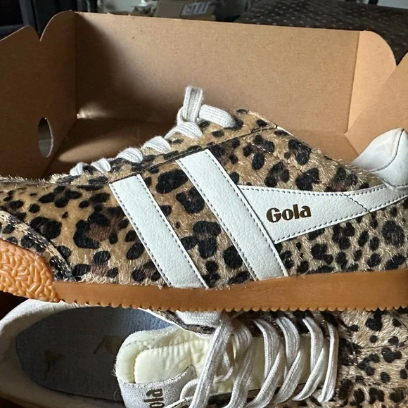 Gola Animal Print Sneakers with White and Tan Accents Like New - Picture 3 of 8